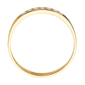 Обручальное кольцо из золота с бриллиантами