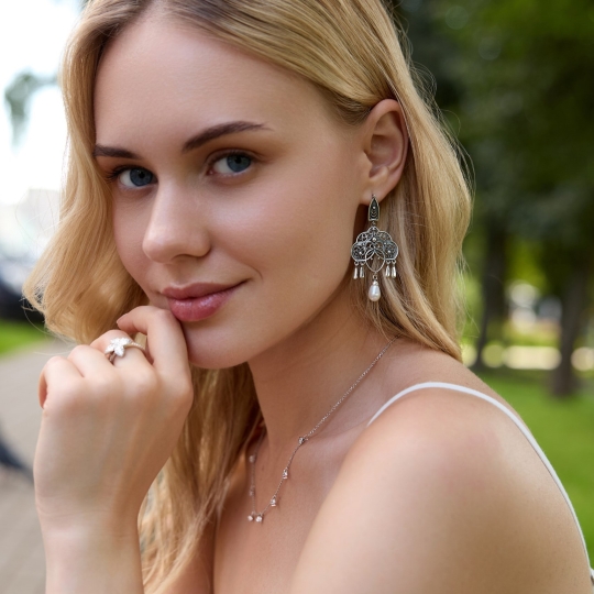 Серьга из серебра