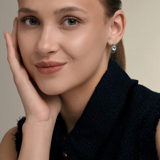 Серьги из серебра с фианитами