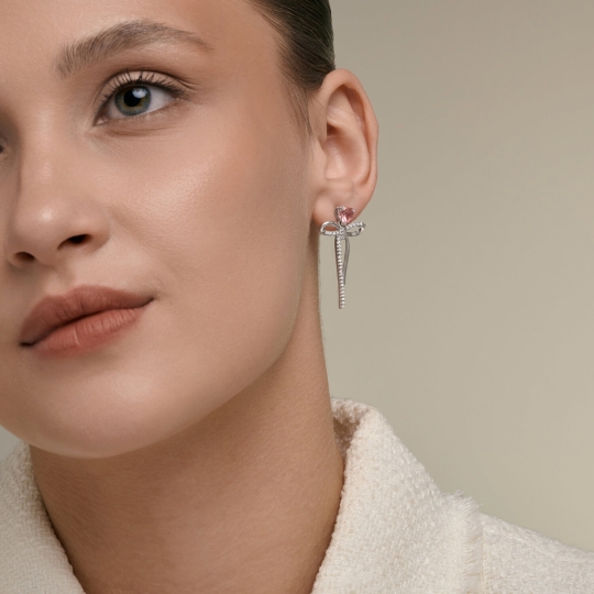 Серьги из серебра с фианитами
