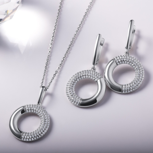 Серьги из серебра с фианитами