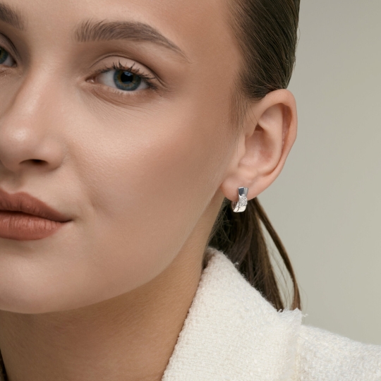 Серьги из серебра с аметистами и фианитами