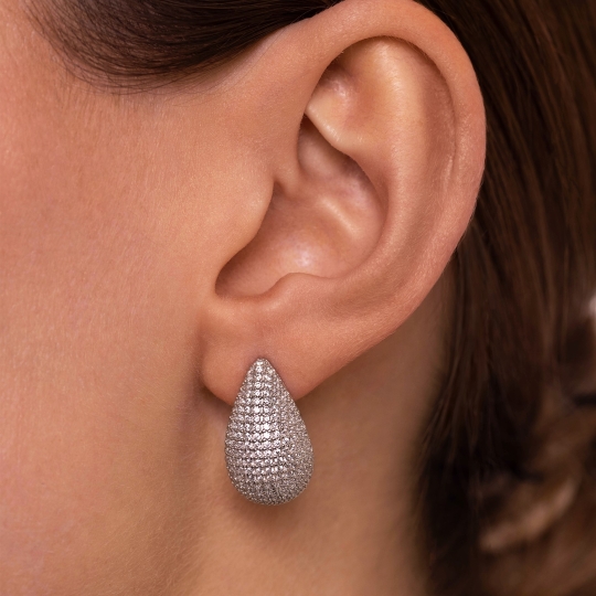 Серьги из серебра с ониксом