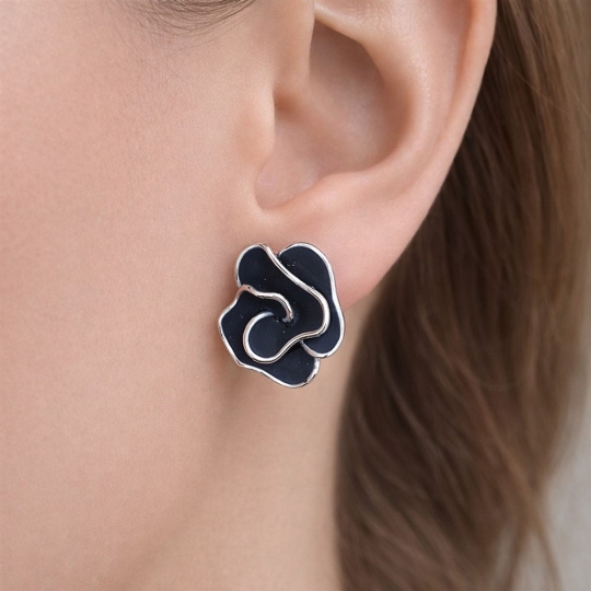 Серьги из серебра с фианитами