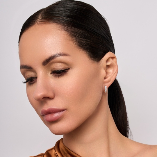 Серьги из золота с фианитами