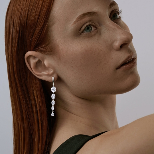 Серьги из серебра с фианитами