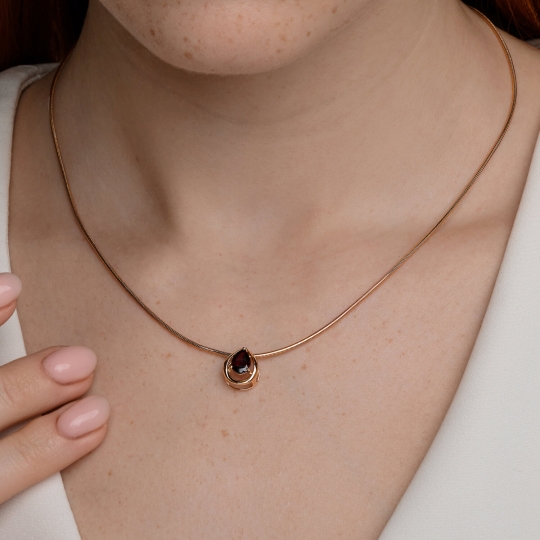 Подвеска из белого золота с бриллиантом