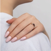 Кольцо из золота с гранатом и фианитами