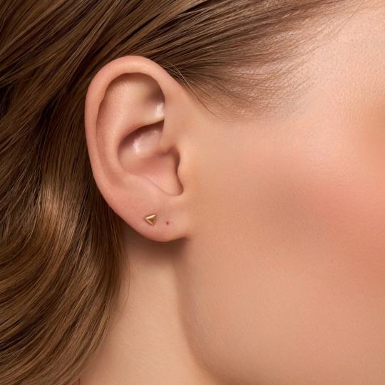 Одиночная серьга из золота