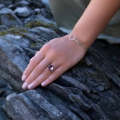 Кольцо из серебра с ювелирным кристаллом