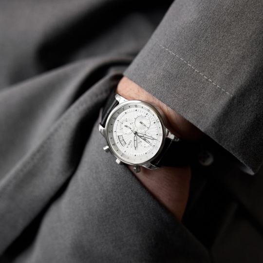 Мужские серебряные часы