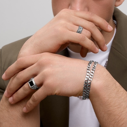 Кольцо из серебра на фалангу