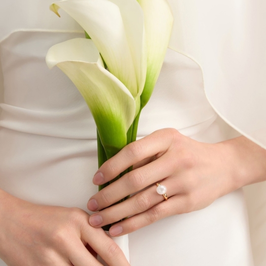 Кольцо из золота с бриллиантами и танзанитом