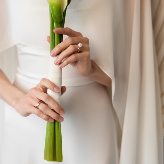 Кольцо из золота с бриллиантами и танзанитом