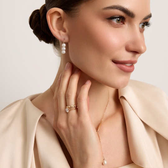 Кольцо из золота с фианитом